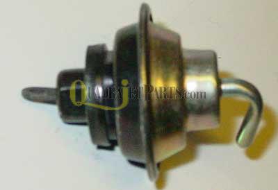 Quadrajet Choke Pull-Off, fits 1971-74 Cadillac, 1971-72 Pontiac